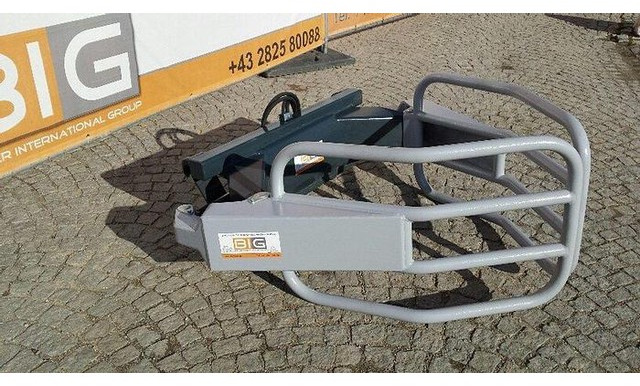 Rundballengreifer 180 cm pass. zu Euro Aufnahme - Grappin pour Machine agricole: photos 2 Rundballengreifer 180 cm pass. zu Euro Aufnahme - Grappin pour Machine agricole: photos 2