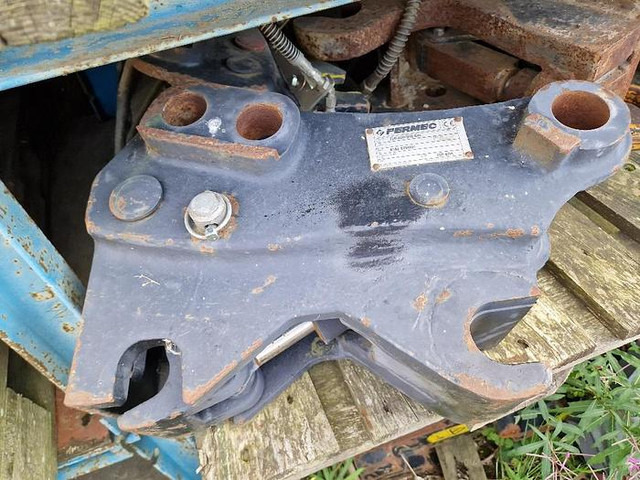 Terex / Fermec / MF Schnellwechsler - Attache rapide: photos 2 Terex / Fermec / MF Schnellwechsler - Attache rapide: photos 2