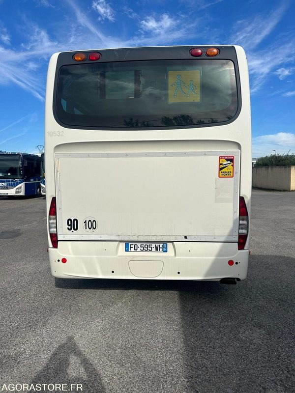 AUTOCAR IRISBUS CROSSWAY N°10532 MEC 2008 312000KM FQ-595-WH - Bus scolaire: photos 3 AUTOCAR IRISBUS CROSSWAY N°10532 MEC 2008 312000KM FQ-595-WH - Bus scolaire: photos 3