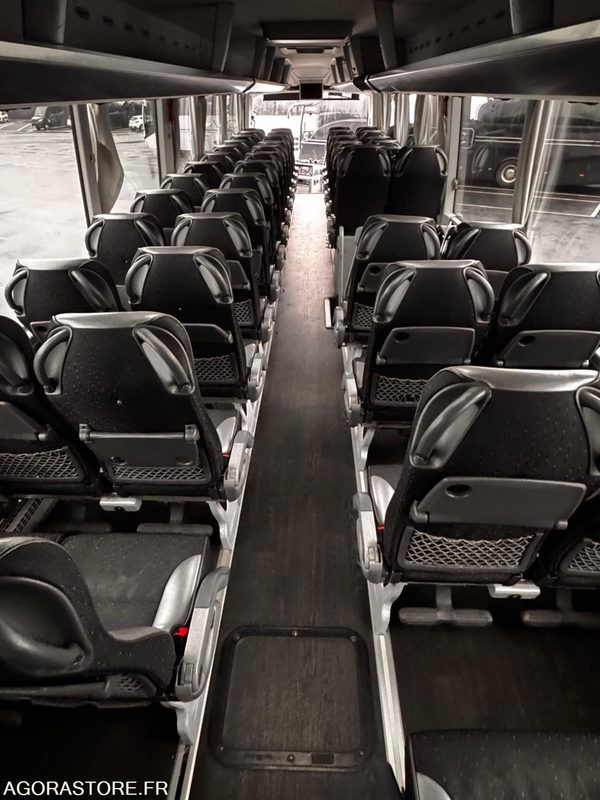 AUTOCAR MAN LIONS COACH R10 / 13M / 55+1+1+WC / 267 144KM - Autocar: photos 4 AUTOCAR MAN LIONS COACH R10 / 13M / 55+1+1+WC / 267 144KM - Autocar: photos 4