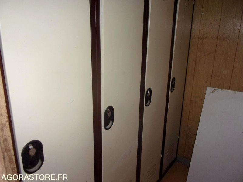 BARAQUE CHANTIER WC VESTIAIRE COIN REPOS N°1 - Matériel de chantier: photos 5 BARAQUE CHANTIER WC VESTIAIRE COIN REPOS N°1 - Matériel de chantier: photos 5