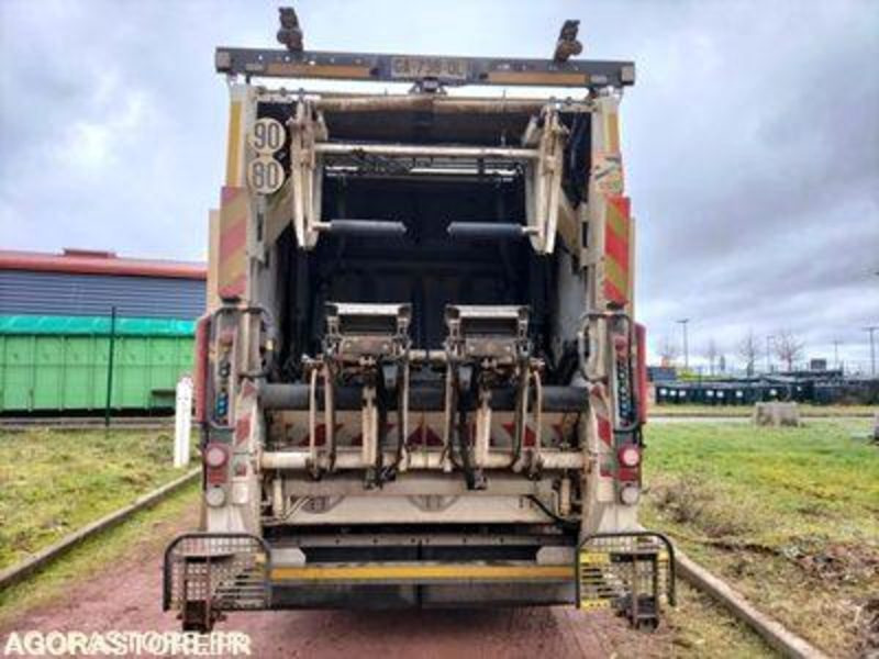 Benne à ordures ménagères BOM SCANIA L340 71926 kms 2021 GNV: photos 7