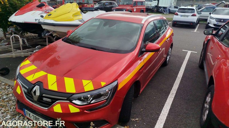 BREAK Renault Mégane - 2019 - Voiture break: photos 1 BREAK Renault Mégane - 2019 - Voiture break: photos 1