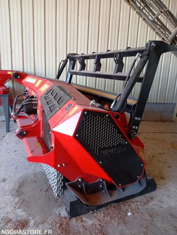 BROYEUR FORESTIER REMET CNC F5-225 - Broyeur forestier: photos 1 BROYEUR FORESTIER REMET CNC F5-225 - Broyeur forestier: photos 1