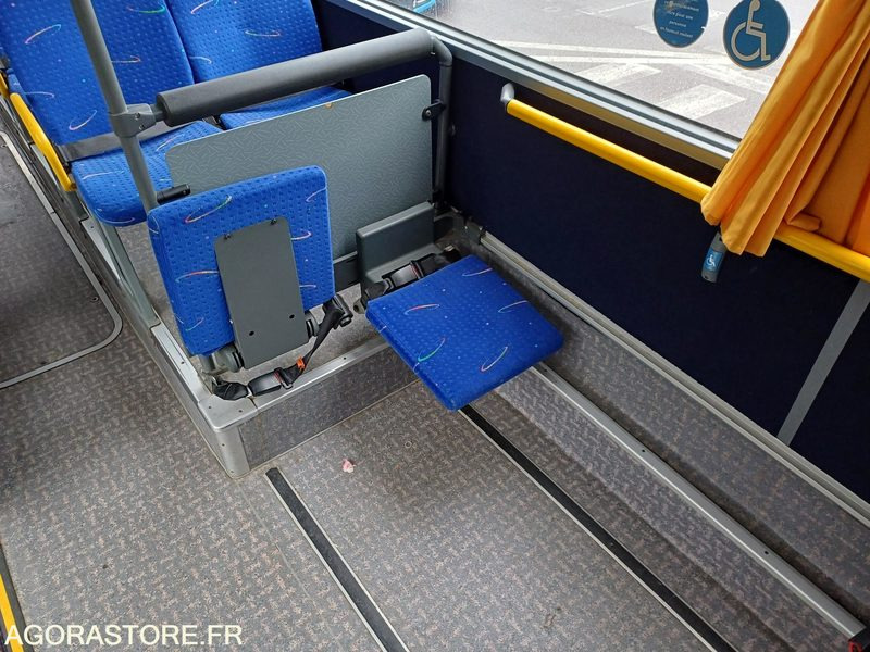 CAR MERCEDES INTOURO N° 11389 MEC 2010 / 400 000KM/ AJ-859-EH - Bus scolaire: photos 3 CAR MERCEDES INTOURO N° 11389 MEC 2010 / 400 000KM/ AJ-859-EH - Bus scolaire: photos 3