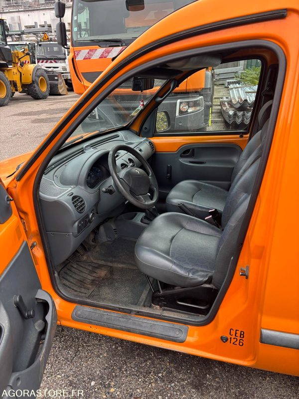 CEB126 RENAULT KANGOO 1.9D - Fourgonnette: photos 5 CEB126 RENAULT KANGOO 1.9D - Fourgonnette: photos 5