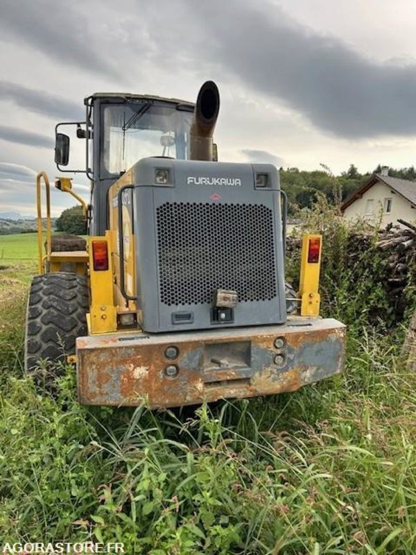 CHARGEUSE FURUKAWA 335 - 2000 - 5800 HEURES - Chargeuse: photos 5 CHARGEUSE FURUKAWA 335 - 2000 - 5800 HEURES - Chargeuse: photos 5