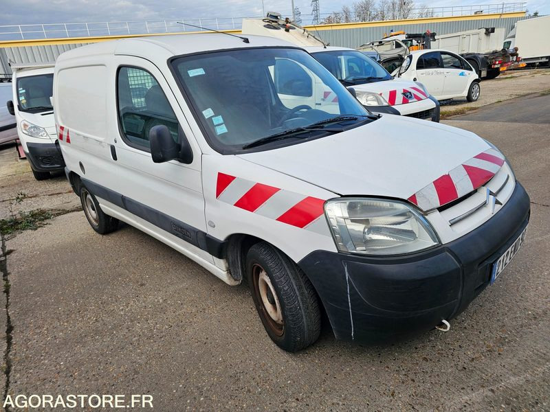 CITROEN BERLINGO - 2005 - 195086KM - 212END92 - Fourgonnette: photos 2 CITROEN BERLINGO - 2005 - 195086KM - 212END92 - Fourgonnette: photos 2
