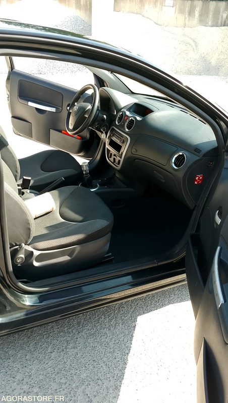 Voiture CITROEN C2: photos 7