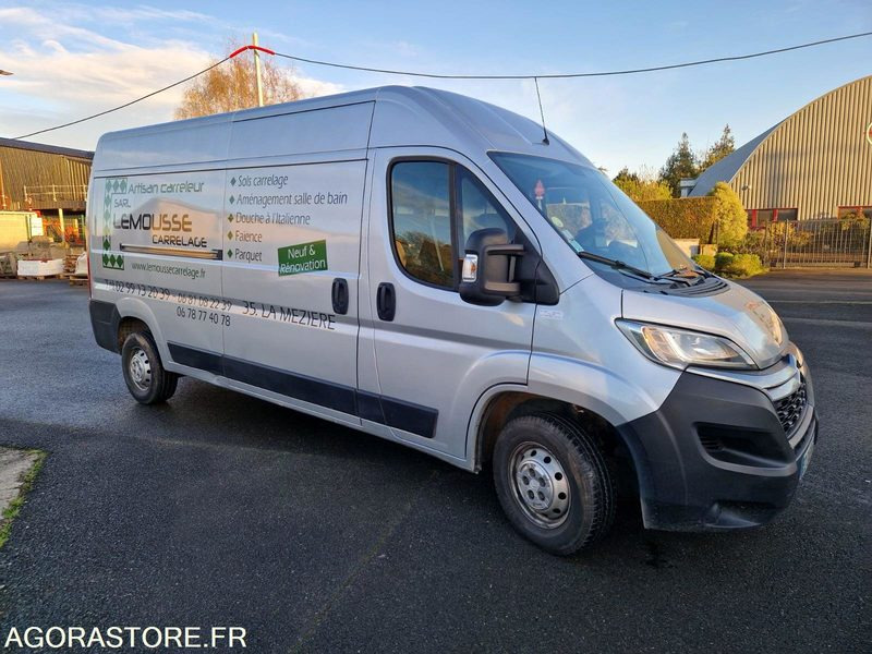 CITROEN JUMPER 2.0 HDI - 2018 - 86822 kms - Fourgon utilitaire: photos 2 CITROEN JUMPER 2.0 HDI - 2018 - 86822 kms - Fourgon utilitaire: photos 2