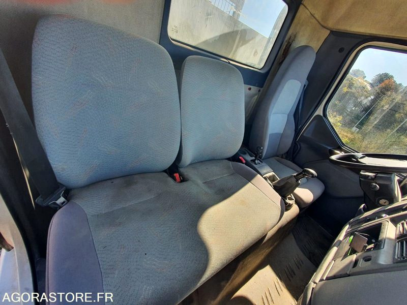 Camion Benne Renault Midlum -2005 - 13t5 - 250000km - Camion benne: photos 5 Camion Benne Renault Midlum -2005 - 13t5 - 250000km - Camion benne: photos 5