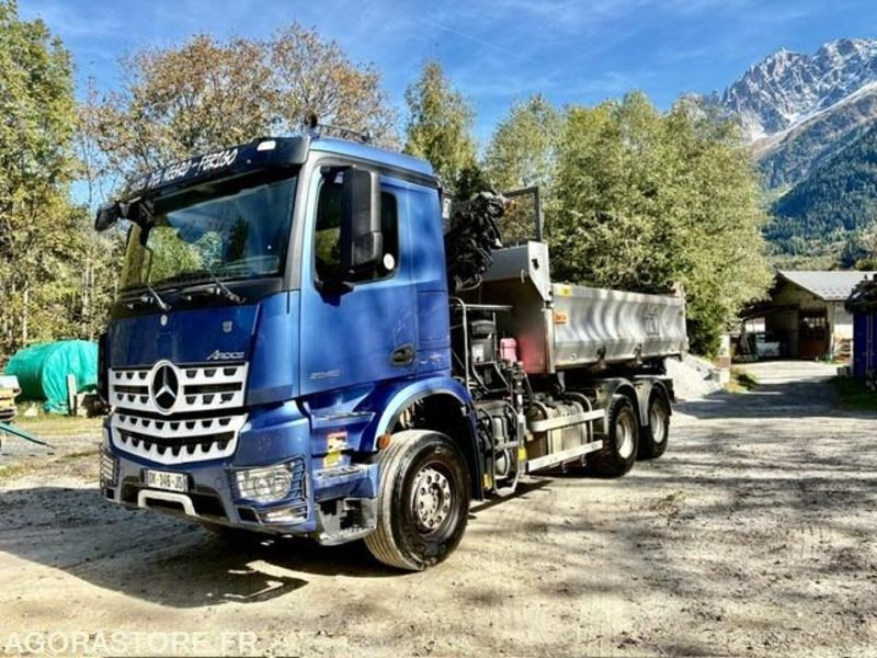 CAMION 6X4 TRI-BENNE +GRUE MERCEDES AROCS 2640 2014 190 000 KM - Camion: photos 1 CAMION 6X4 TRI-BENNE +GRUE MERCEDES AROCS 2640 2014 190 000 KM - Camion: photos 1
