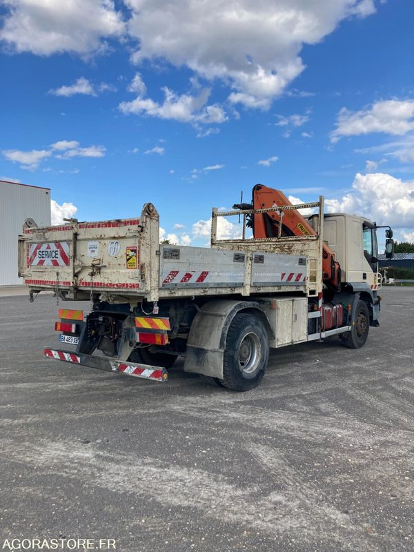 CAMION BENNE 4x2 IVECO TRAKKER 190T44 + GRUE PK15500 - Année 2006 - 391 000 km - Camion: photos 5 CAMION BENNE 4x2 IVECO TRAKKER 190T44 + GRUE PK15500 - Année 2006 - 391 000 km - Camion: photos 5