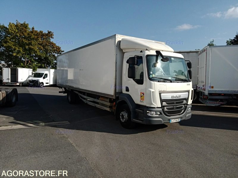 DAF FA 16T LF 250 E6 / 2017 / 378237 kms / EJ714VR - Camion: photos 2 DAF FA 16T LF 250 E6 / 2017 / 378237 kms / EJ714VR - Camion: photos 2