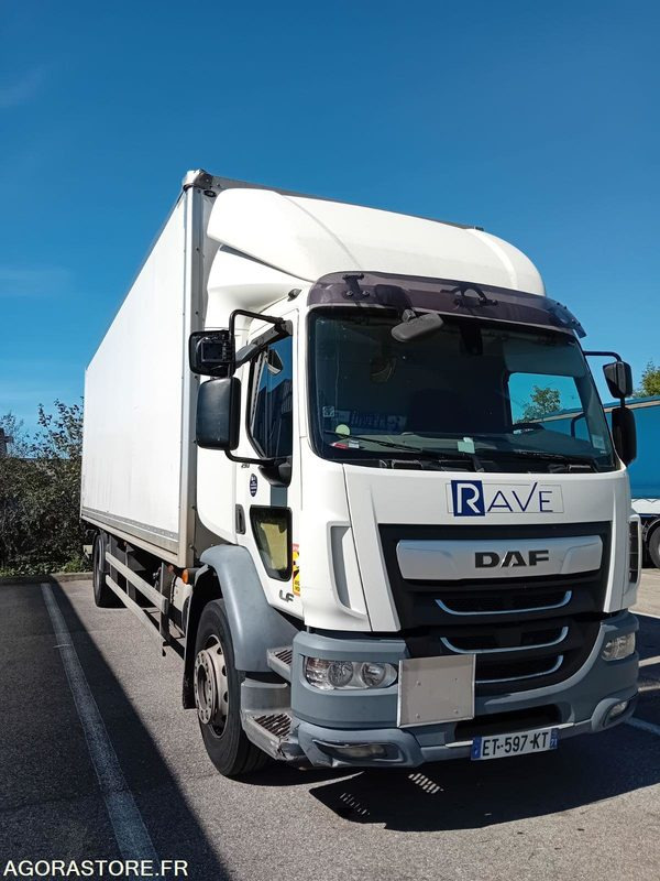 DAF - LF 290 - 2018 / 442276 KM (2605) - Camion: photos 1 DAF - LF 290 - 2018 / 442276 KM (2605) - Camion: photos 1