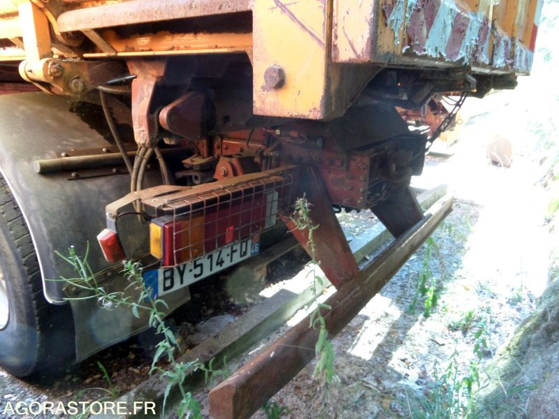Iveco Stralis bibenne - 2005 - 120000km (BY-514-FQ) - Camion: photos 5 Iveco Stralis bibenne - 2005 - 120000km (BY-514-FQ) - Camion: photos 5