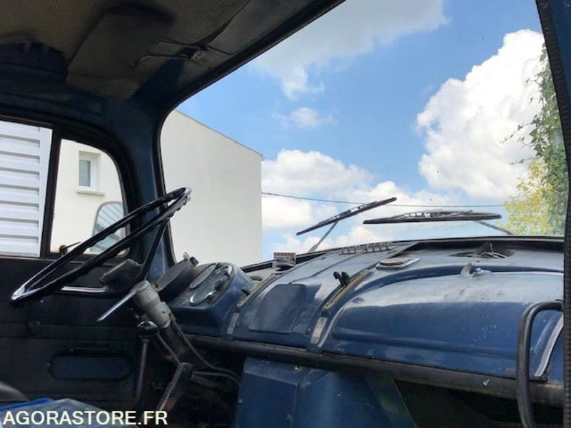 MERCEDES L 1918 PLATEAU GRUE - 128 000km - BON ETAT - NOMBREUX TRAVAUX EFFECTUES - Camion: photos 3 MERCEDES L 1918 PLATEAU GRUE - 128 000km - BON ETAT - NOMBREUX TRAVAUX EFFECTUES - Camion: photos 3