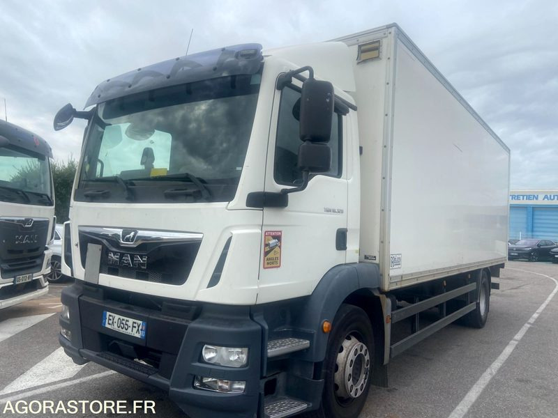 PORTEUR FOURGON MAN TGM - 2018 - 220000 Kms - Camion: photos 2 PORTEUR FOURGON MAN TGM - 2018 - 220000 Kms - Camion: photos 2