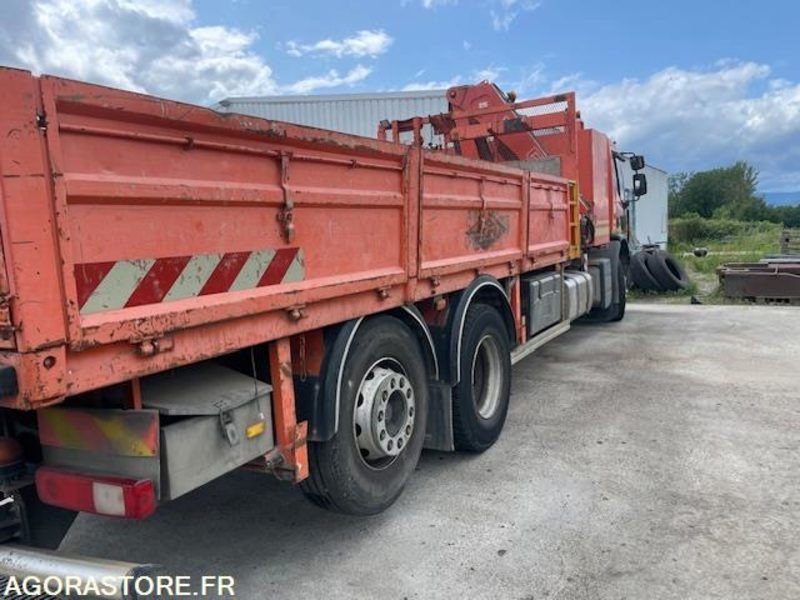 RENAULT PREMIUM LANDER 430.26 - PLATEAU GRUE - GRUE FASSI F150 + RADIO - 2011 - Camion: photos 4 RENAULT PREMIUM LANDER 430.26 - PLATEAU GRUE - GRUE FASSI F150 + RADIO - 2011 - Camion: photos 4