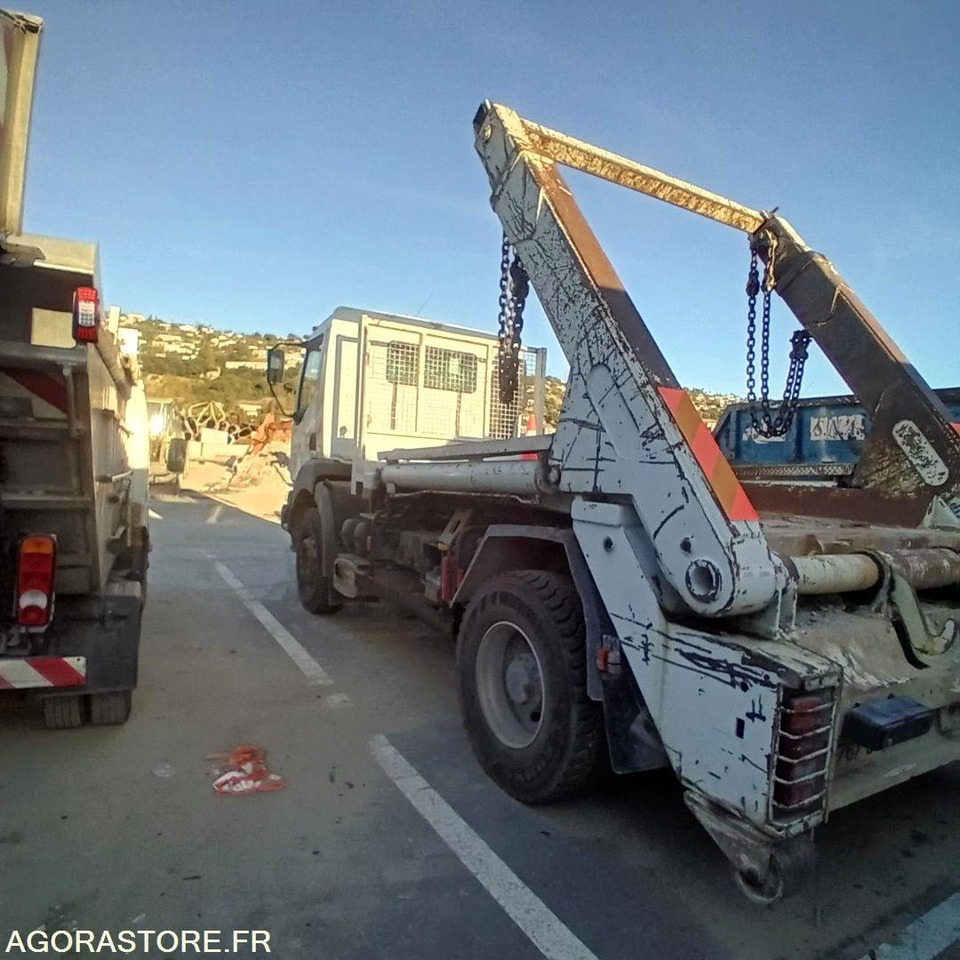 Renault Kerax multi benne à chaine - Camion: photos 1 Renault Kerax multi benne à chaine - Camion: photos 1