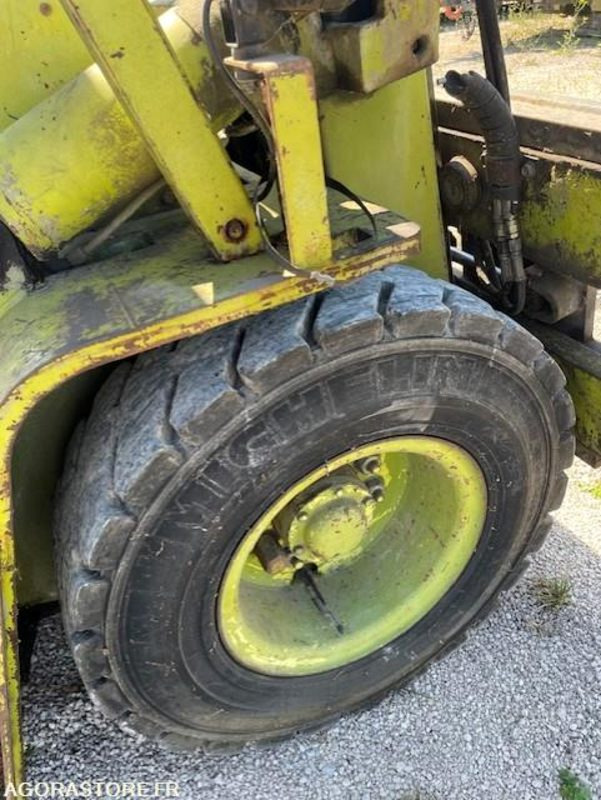 Chariot elevateur Clark 3.5 T - Chariot élévateur diesel: photos 5 Chariot elevateur Clark 3.5 T - Chariot élévateur diesel: photos 5