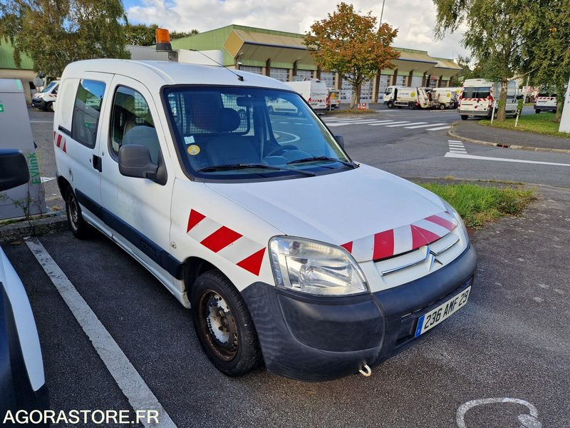 Citroën Berlingo-2008 -143148- 236AMF29 - Fourgonnette: photos 2 Citroën Berlingo-2008 -143148- 236AMF29 - Fourgonnette: photos 2
