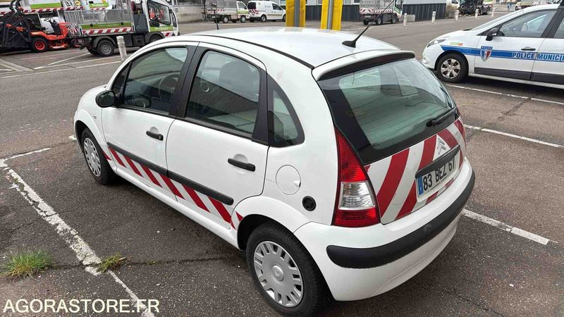 Citroën - C3 - 2009 - 152281KMS - 83BEZ67 - Voiture: photos 5 Citroën - C3 - 2009 - 152281KMS - 83BEZ67 - Voiture: photos 5