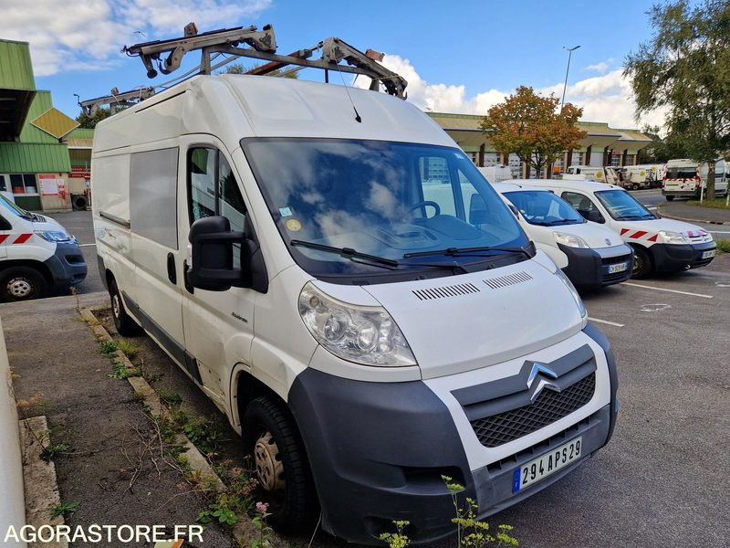 Citroën Jumper - 2008 - 151345 - 294APS29 - Fourgon utilitaire: photos 2 Citroën Jumper - 2008 - 151345 - 294APS29 - Fourgon utilitaire: photos 2