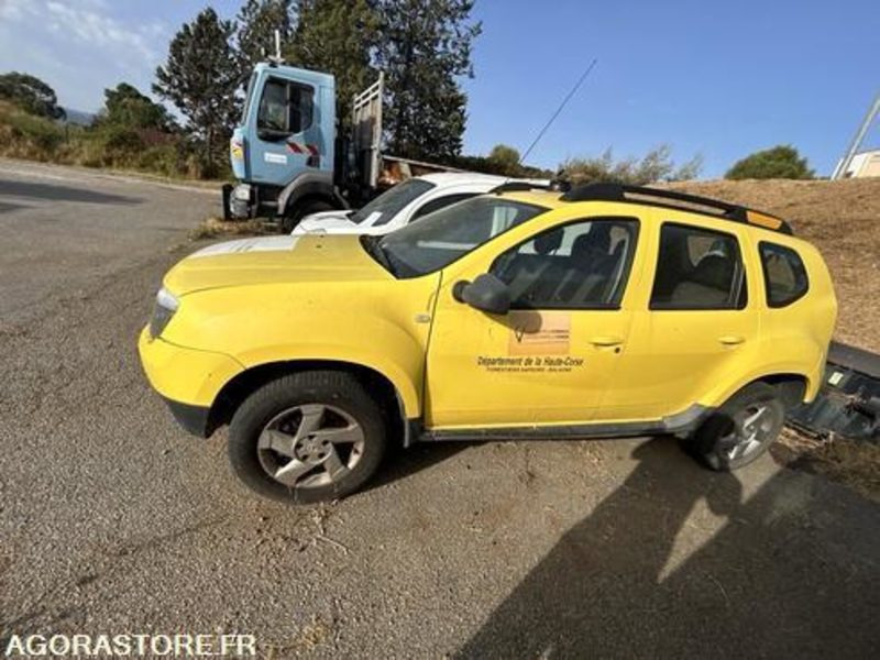 DACIA DUSTER - 2013 - 237032 KM - CZ107SC - SUV: photos 3 DACIA DUSTER - 2013 - 237032 KM - CZ107SC - SUV: photos 3
