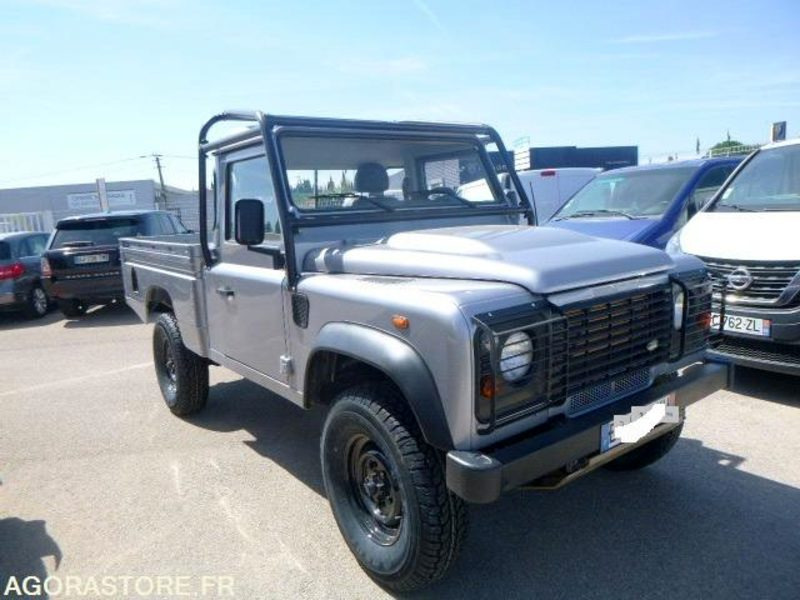 DEFENDER -Land Rover - 2011 - 131930km - 122ch - BON ETAT - SUV: photos 1 DEFENDER -Land Rover - 2011 - 131930km - 122ch - BON ETAT - SUV: photos 1