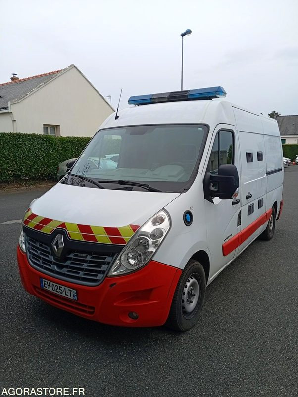 EH-025-LT - Roulant - RENAULT MASTER - VASP - 363 000 Kms - Ambulance: photos 1 EH-025-LT - Roulant - RENAULT MASTER - VASP - 363 000 Kms - Ambulance: photos 1