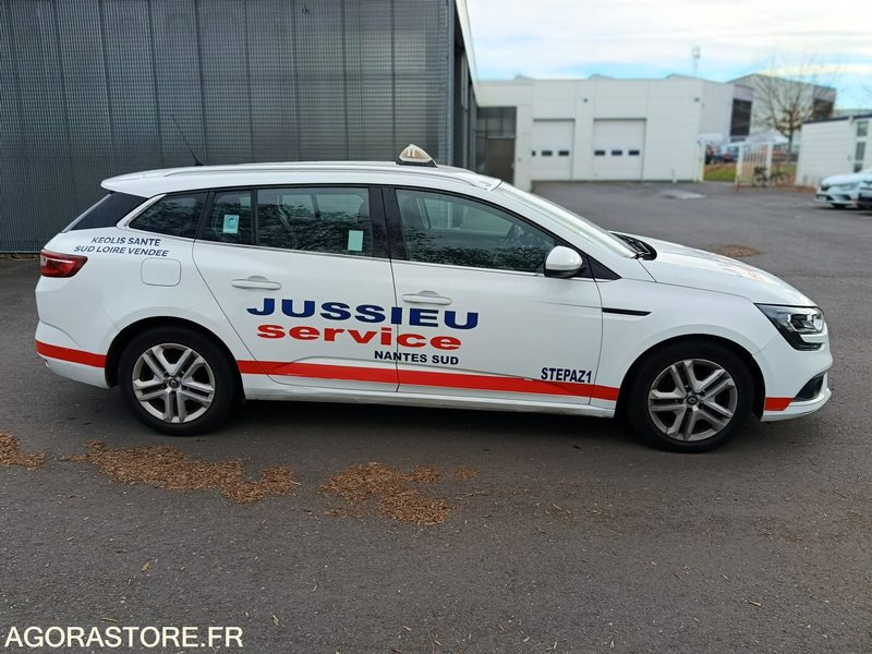 EJ-291-TB - Non Roulant - Renault MEGANE ESTATE - VP - 377 608 Kms - Voiture break: photos 1 EJ-291-TB - Non Roulant - Renault MEGANE ESTATE - VP - 377 608 Kms - Voiture break: photos 1