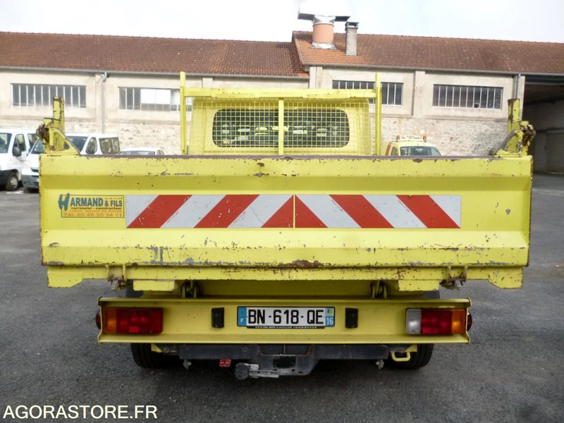 FIAT DUCATO 2.3 JTD 120 BBDC - Fourgon utilitaire: photos 3 FIAT DUCATO 2.3 JTD 120 BBDC - Fourgon utilitaire: photos 3