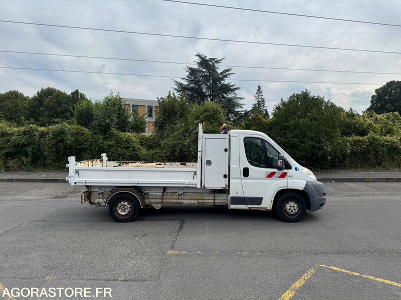 FIAT DUCATO BENNE 173 000 KM - Utilitaire benne: photos 5 FIAT DUCATO BENNE 173 000 KM - Utilitaire benne: photos 5