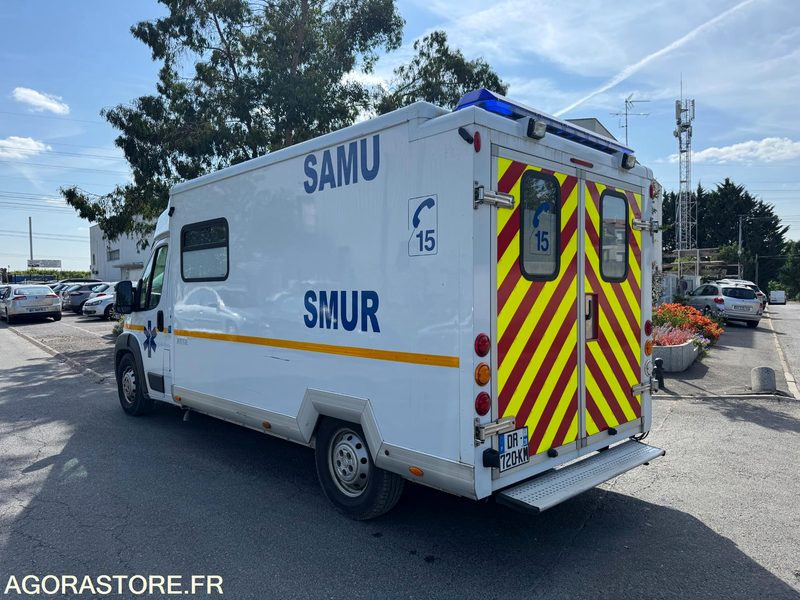 FIAT DUCATO SAMU / AMBULANCE - 2009 - 240 000 KM - Ambulance: photos 5 FIAT DUCATO SAMU / AMBULANCE - 2009 - 240 000 KM - Ambulance: photos 5