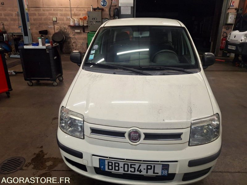 FIAT PANDA BI CARBURATION - Voiture: photos 2 FIAT PANDA BI CARBURATION - Voiture: photos 2