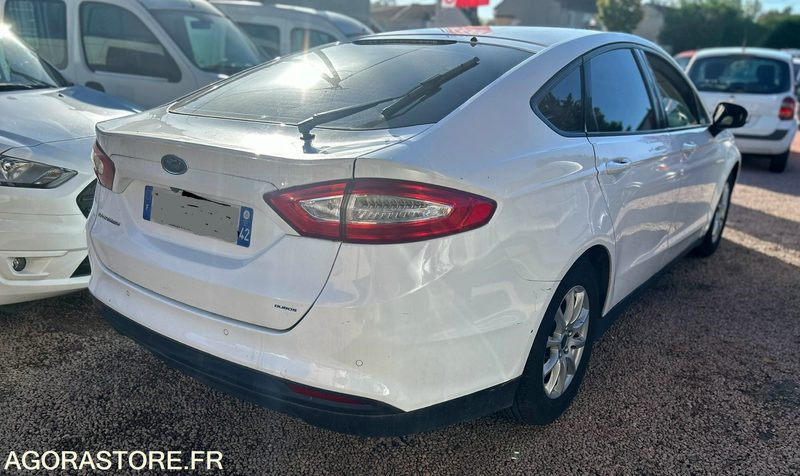 FORD MONDEO 1.0 ECOBOOST 125 CH - Voiture: photos 2 FORD MONDEO 1.0 ECOBOOST 125 CH - Voiture: photos 2