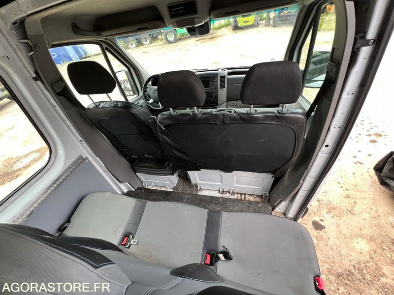 Fourgon utilitaire Fourgon Mercedes-Benz SPRINTER 2 V6 3L 190cv - 2014 - 143500Kms: photos 18