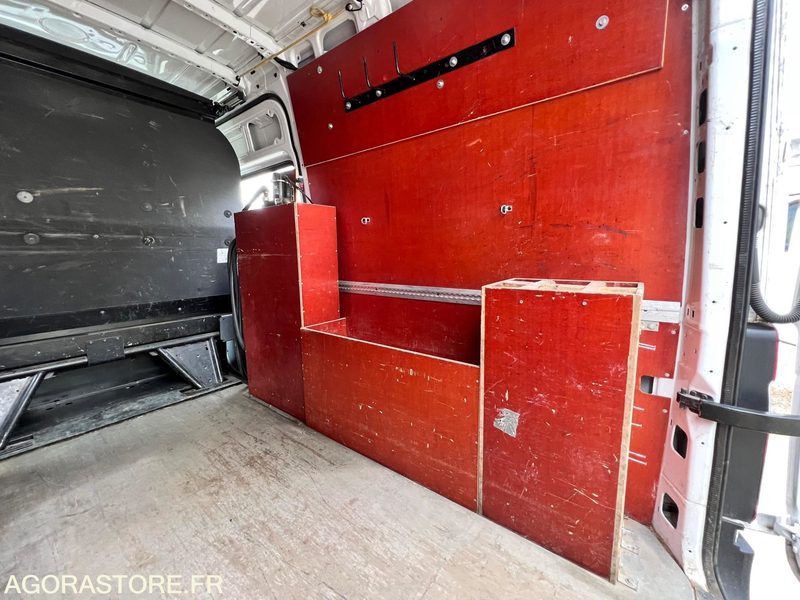 Fourgon utilitaire Fourgon Mercedes-Benz SPRINTER 2 V6 3L 190cv - 2014 - 143500Kms: photos 17