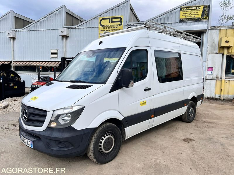 Fourgon Mercedes-Benz SPRINTER 2 V6 3L 190cv - 2014 - 143500Kms - Fourgon utilitaire: photos 1 Fourgon Mercedes-Benz SPRINTER 2 V6 3L 190cv - 2014 - 143500Kms - Fourgon utilitaire: photos 1