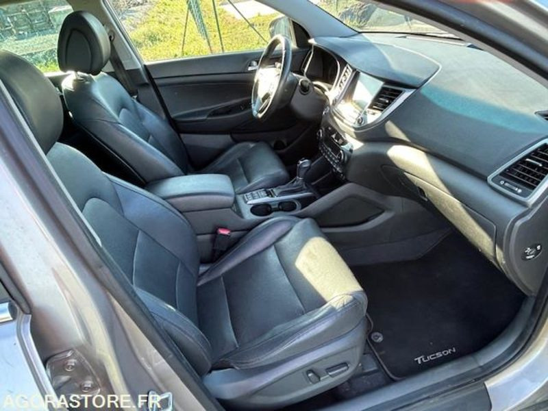 HYUNDAI TUCSON III 1.7 CRDI 141 CH EXECUTIVE 2WD DCT-7 - 2016 - 141 950 kms - SUV: photos 5 HYUNDAI TUCSON III 1.7 CRDI 141 CH EXECUTIVE 2WD DCT-7 - 2016 - 141 950 kms - SUV: photos 5
