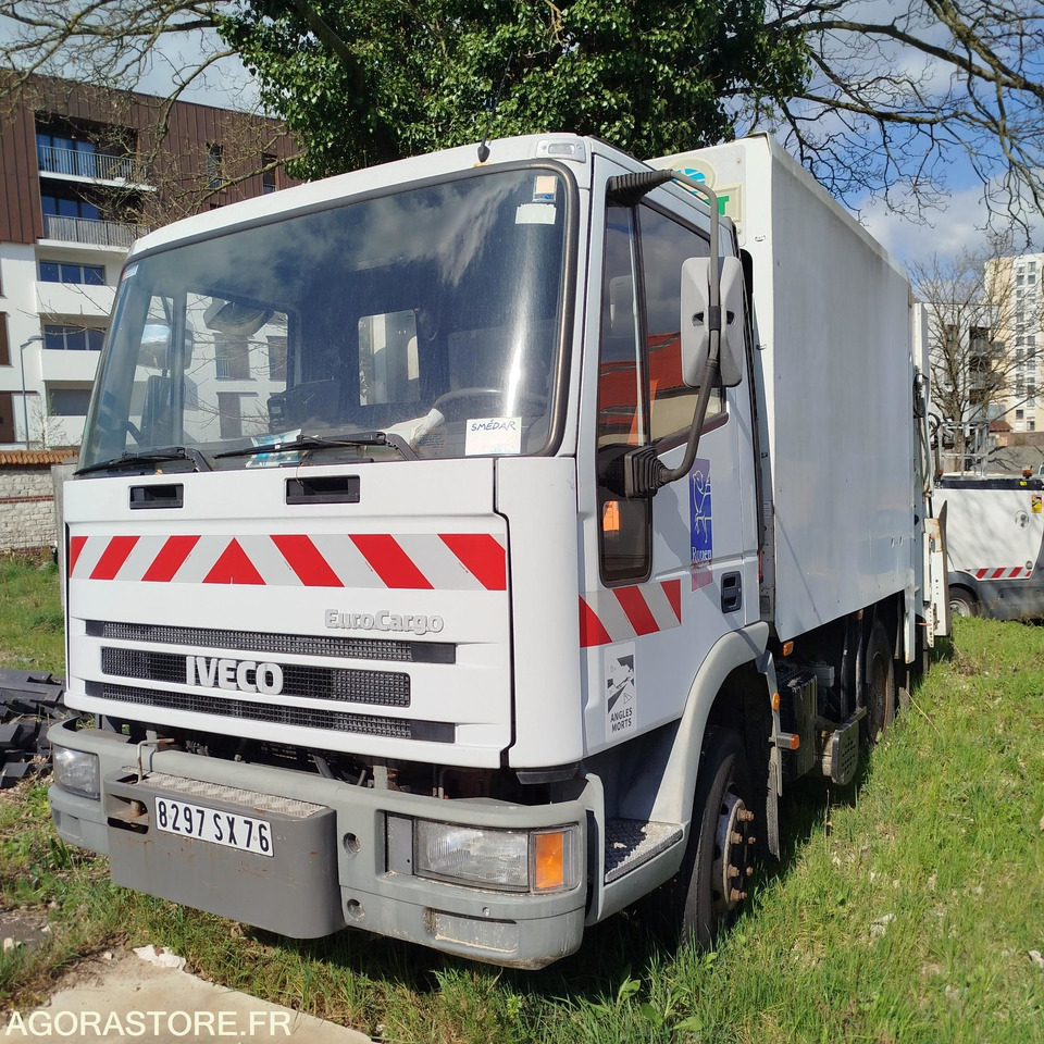 IVECO 100E1K SEMAT - Benne à ordures ménagères: photos 1 IVECO 100E1K SEMAT - Benne à ordures ménagères: photos 1