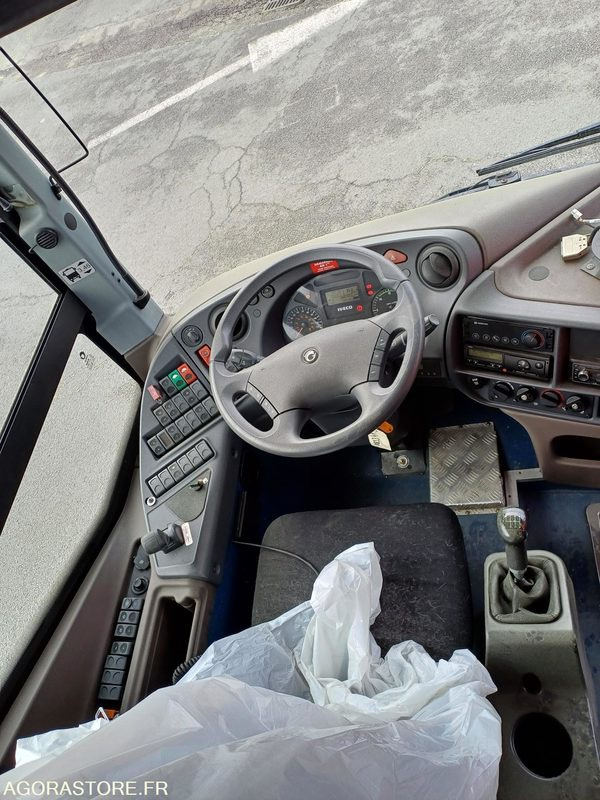 IVECO BUS ARWAY N°083341 - Bus scolaire: photos 5 IVECO BUS ARWAY N°083341 - Bus scolaire: photos 5