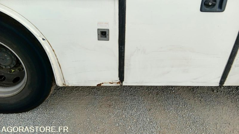IVECO BUS AXER N°063047 - Minibus, Transport de personnes: photos 3 IVECO BUS AXER N°063047 - Minibus, Transport de personnes: photos 3