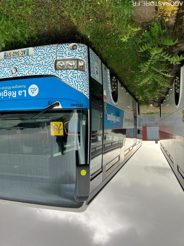 IVECO CROSSWAY 12.80m N°093340 - Minibus, Transport de personnes: photos 2 IVECO CROSSWAY 12.80m N°093340 - Minibus, Transport de personnes: photos 2