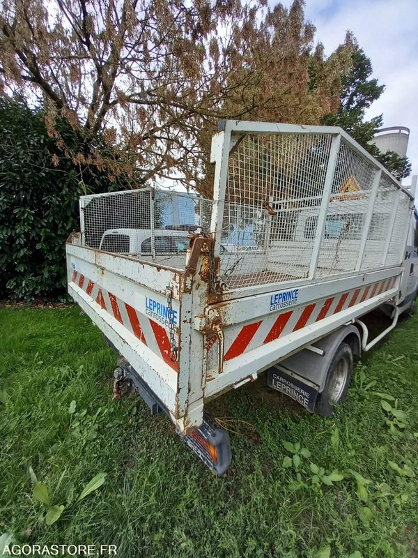 Iveco Daily - DL928JK - Fourgon utilitaire: photos 4 Iveco Daily - DL928JK - Fourgon utilitaire: photos 4