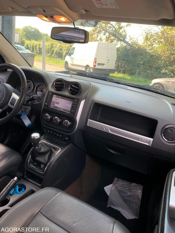 SUV JEEP COMPASS LIMITED 2014 102852KM: photos 8