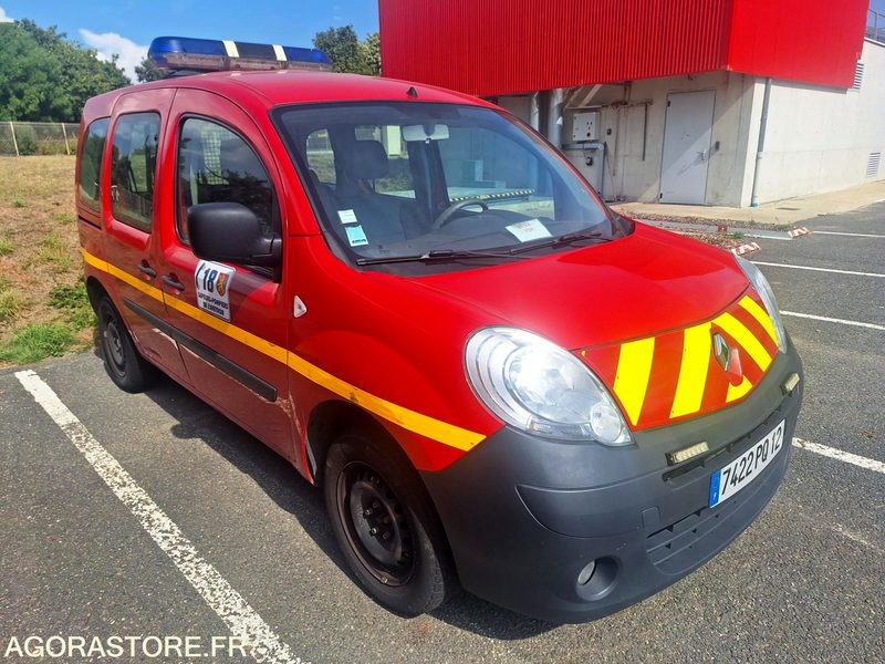 KANGOO D 7422 PQ 2008 - Voiture: photos 2 KANGOO D 7422 PQ 2008 - Voiture: photos 2