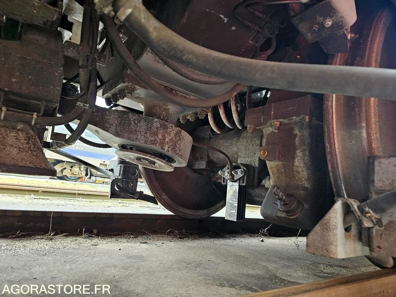 Matériel de chantier Locomotive Alstom BB27000 (matricule BB27069): photos 18