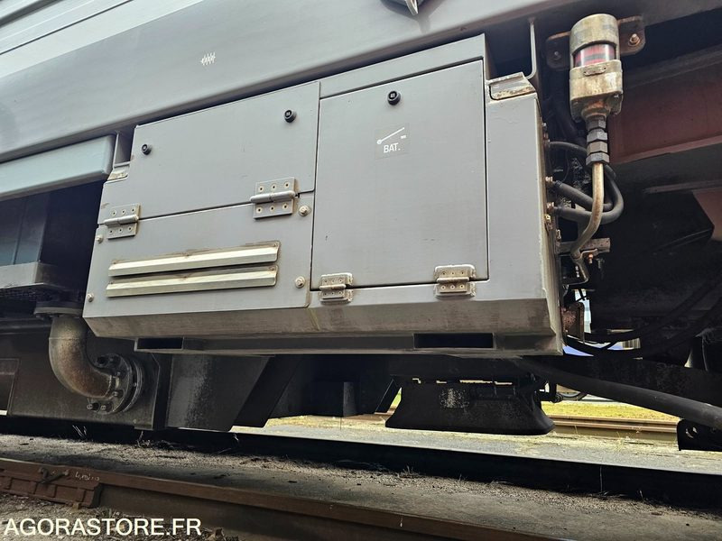 Matériel de chantier Locomotive Alstom BB27000 (matricule BB27069): photos 17